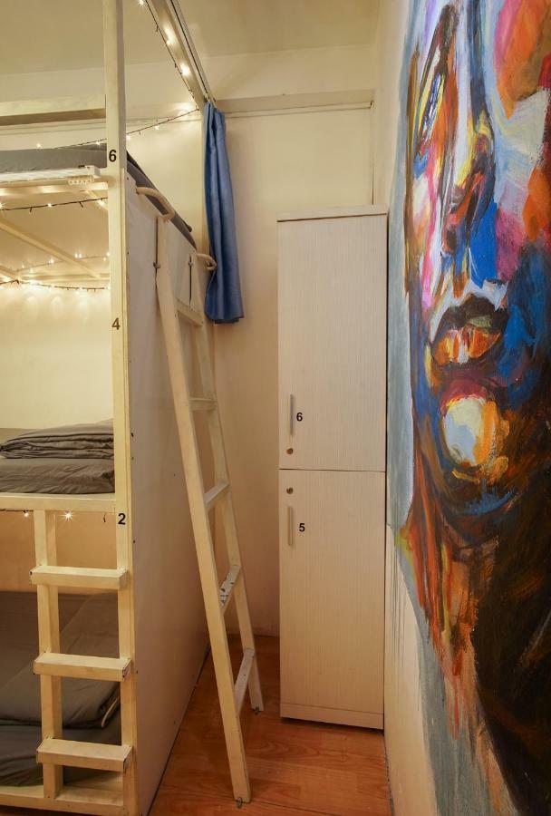 Vietdream Hostel (Adults Only) Ho Chi Minh City Exterior photo
